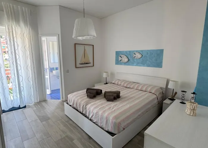 Casa La Marina By Portofinovacanze Apartament Rapallo