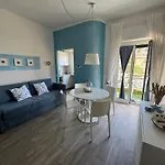 Casa La Marina By Portofinovacanze *