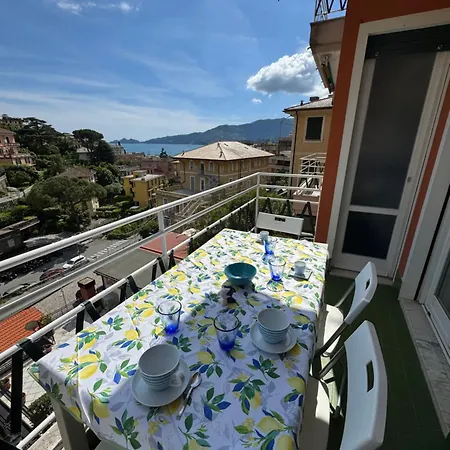 Апартаменты Casa La Marina By Portofinovacanze Рапалло